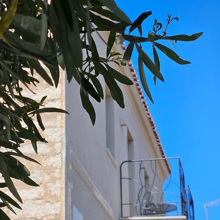 Rayuela Suites San Pantaleo Exterior foto