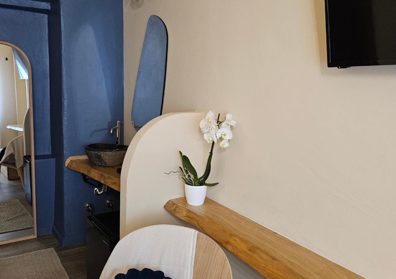 Rayuela Suites San Pantaleo Exterior foto