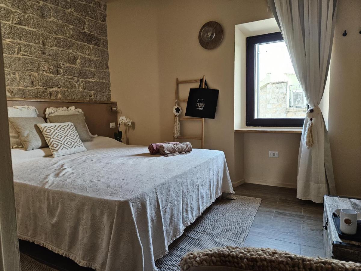 Rayuela Suites San Pantaleo Exterior foto